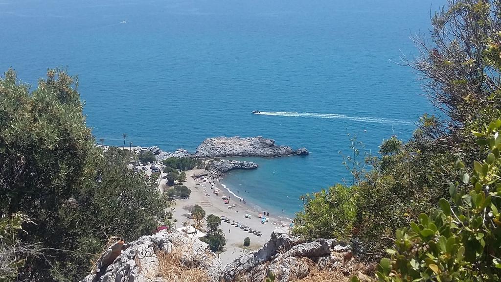 Apartamento Malak Appartement La Herradura  Buitenkant foto